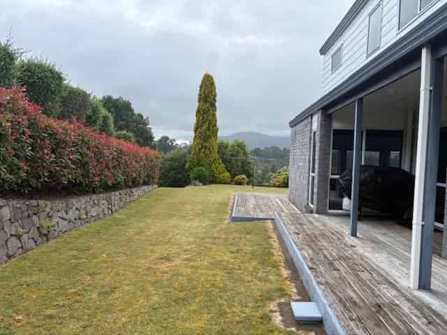 8 Julies Way, Rangatira Park