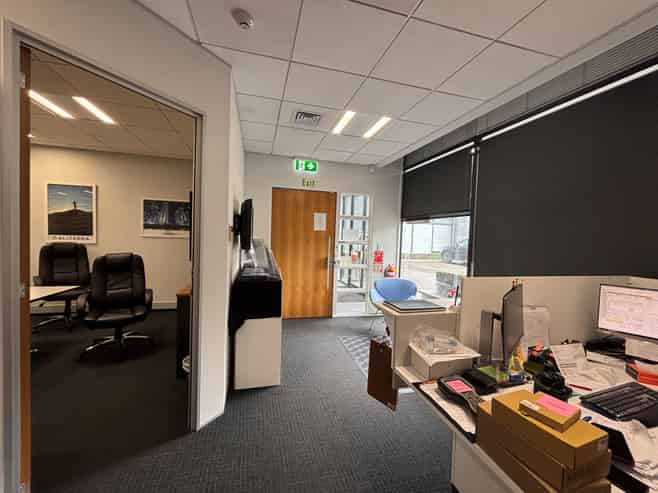 Show Place Office Space