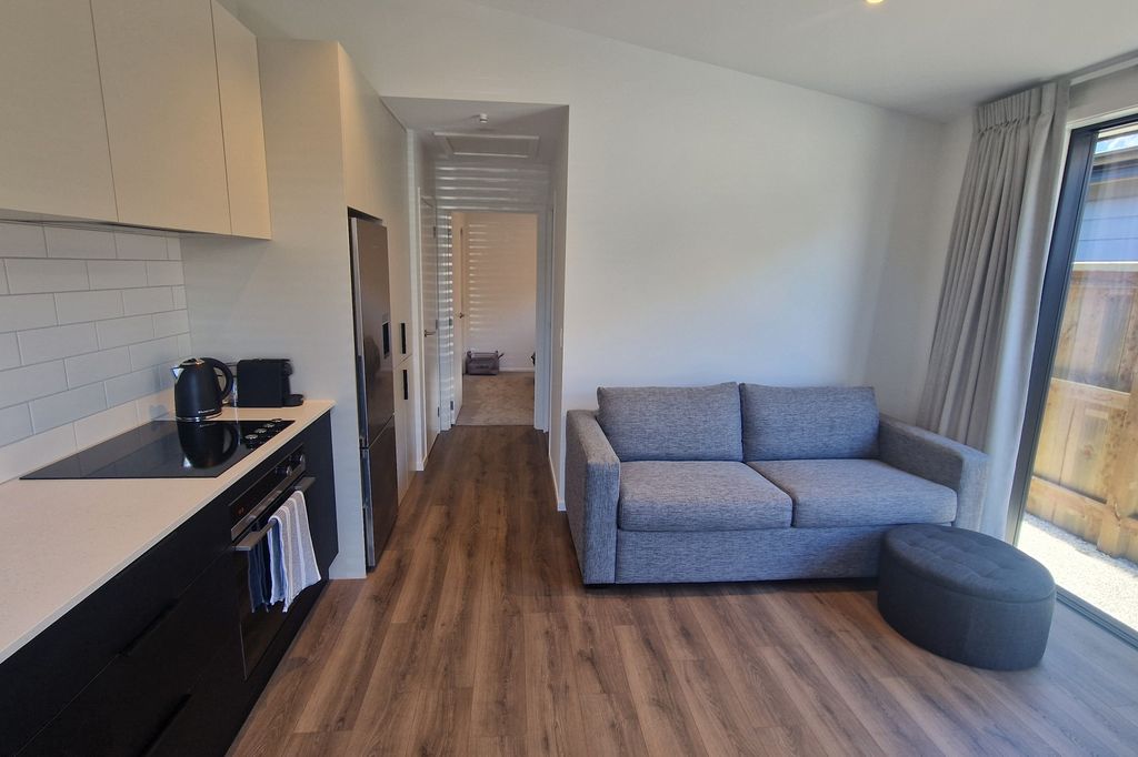1 Bedroom, 1 Bathroom in Hanley's Farm 5