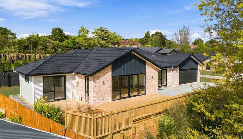 77 Rongoa Maori Way, Pukekohe