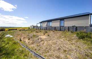 84 Puwha Street, Massey