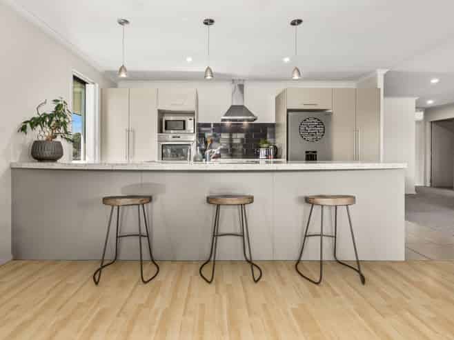 1 Simpson Crescent, Raumati Beach