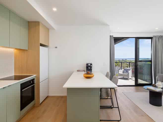 402/2 Finch Street, Western Springs