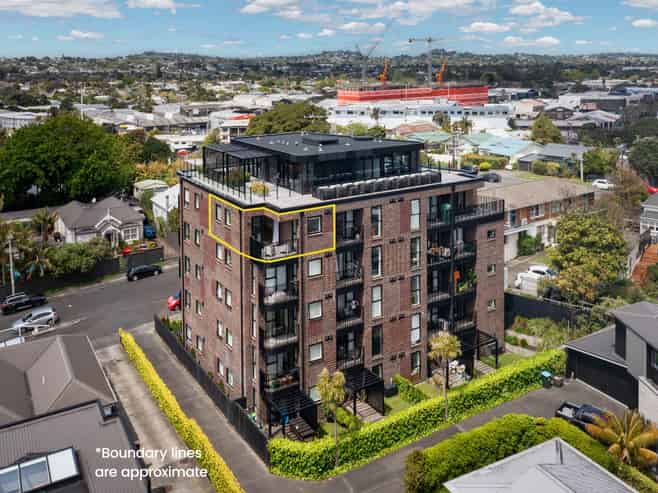 402/2 Finch Street, Western Springs