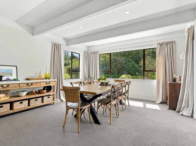 2/15A Caversham Road, Westmere