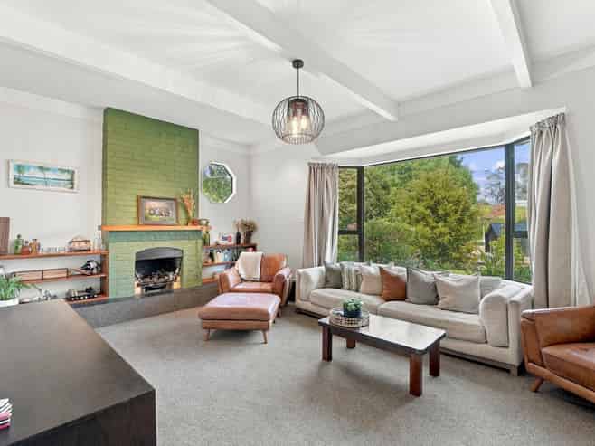 2/15A Caversham Road, Westmere