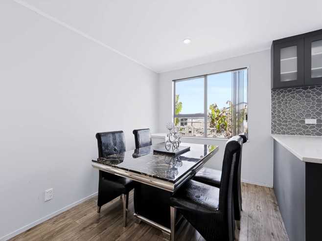 1/10 Ebenezer Way, Clendon Park