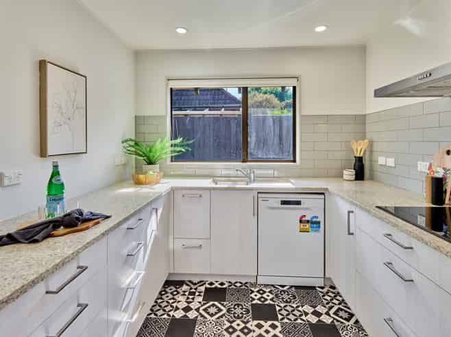 4/406 Fergusson Drive, Heretaunga
