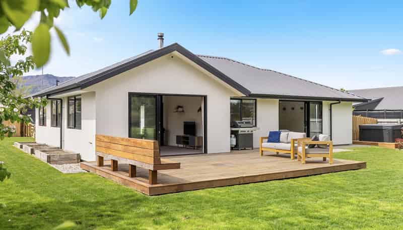 3 Edna Lane, Lake Hawea