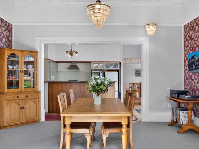 14 Lincoln Road, Bluff Hill