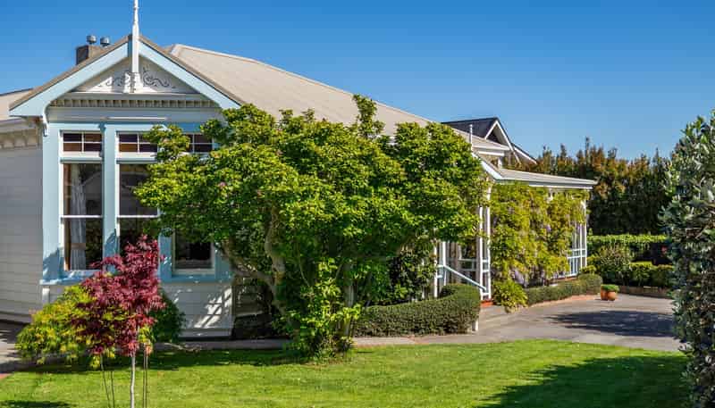 14 Lincoln Road, Bluff Hill