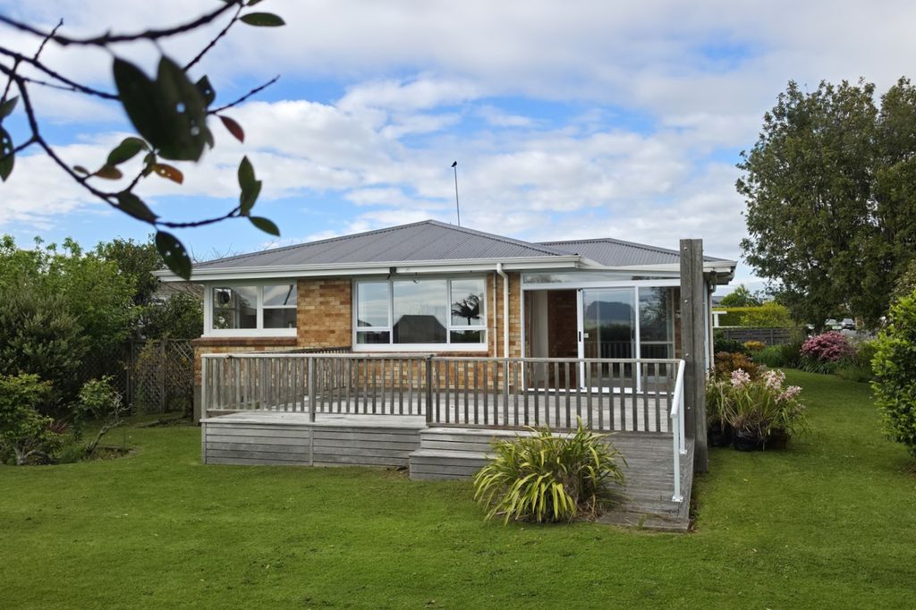 THREE SPACIOUS BEDROOMS 2