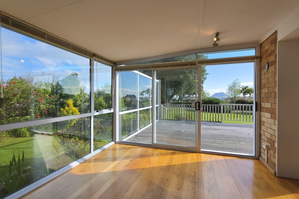 THREE SPACIOUS BEDROOMS 5