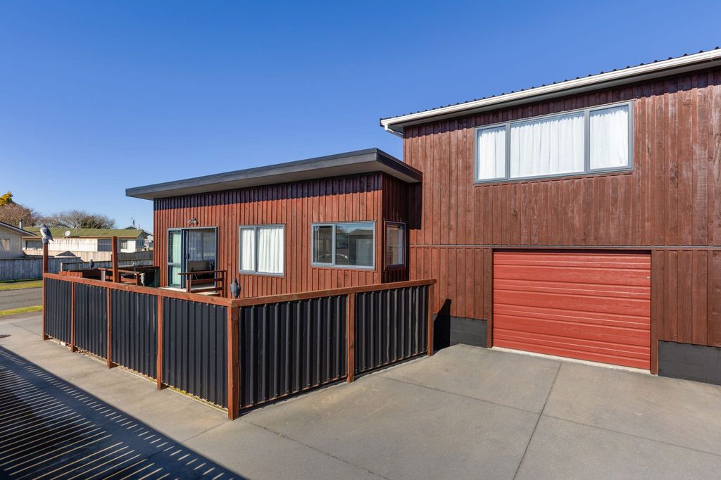 Modern on Makere 1