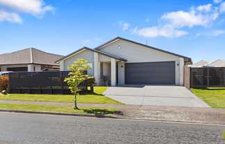 128 Puhirake Crescent, Pyes Pa