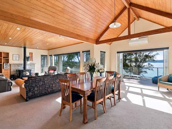 1611 State Highway 30, Lake Rotoiti