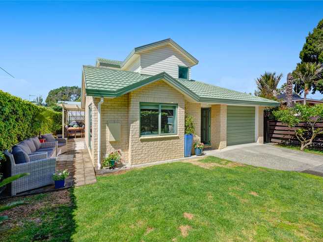 22a Puriri Avenue, Orewa