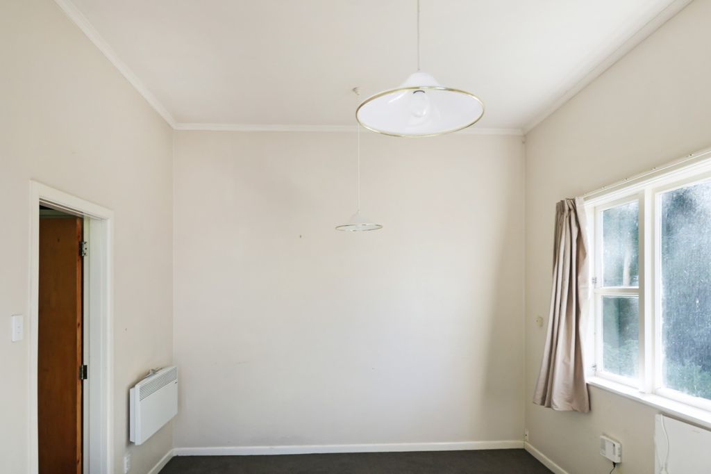 One-Bedroom Unit in the Heart of the CBD 4