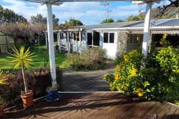 31 Weka Street, The Wood