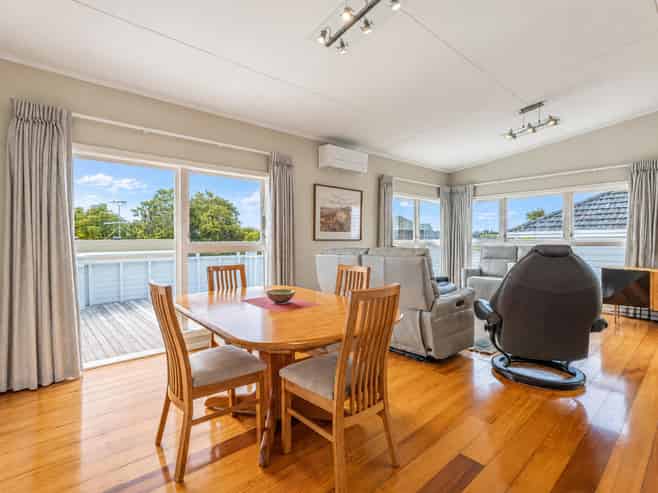 24 Temple Street, Meadowbank