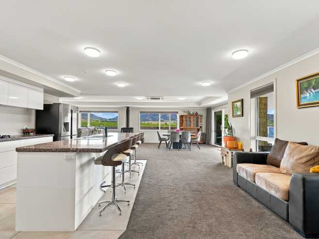 8 Sunset Place, Otematata