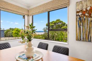 12A Geoffrey Road, Torbay
