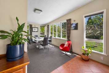35 Hillview Road, Alexandra