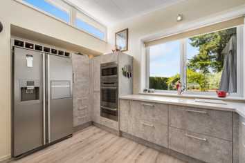 35 Hillview Road, Alexandra