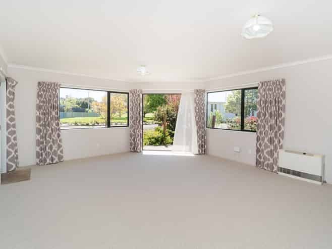 7 Saint Johns Close (off West Street), Feilding