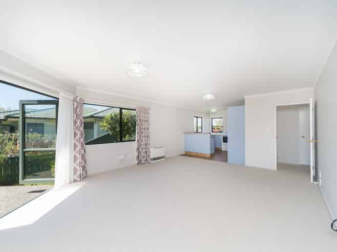 7 Saint Johns Close (off West Street), Feilding
