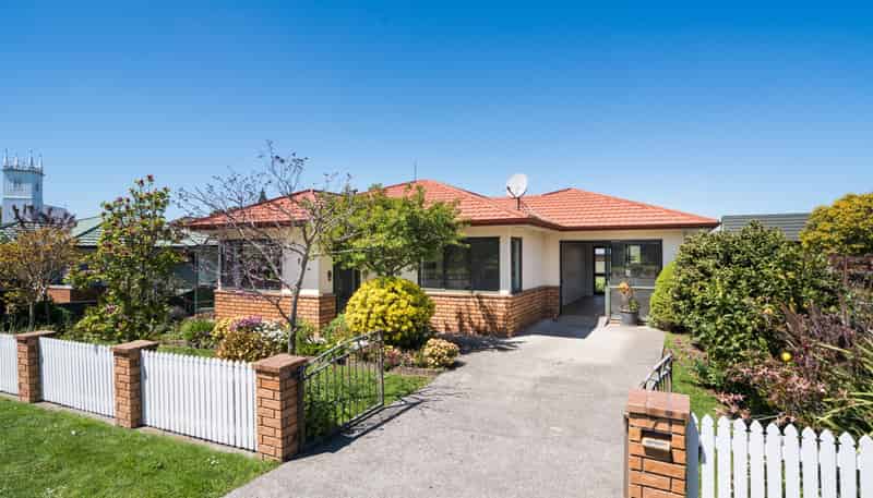 7 Saint Johns Close (off West Street), Feilding