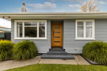 13 Glenroy Crescent, Springlands