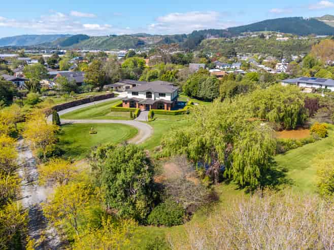 38 Rata Road, Raumati Beach