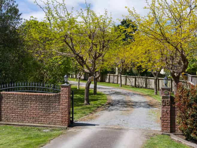 38 Rata Road, Raumati Beach