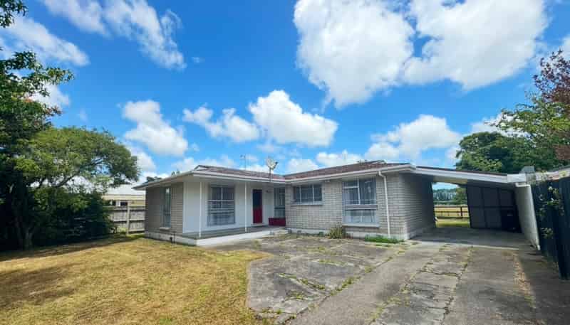 8 Egmont Place, Westbrook