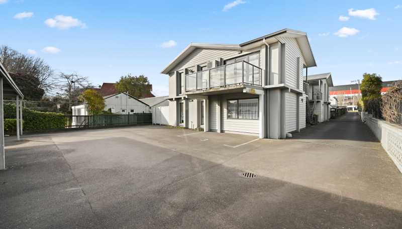 2 Chevalier Court 809 Heaphy Tce, Claudelands