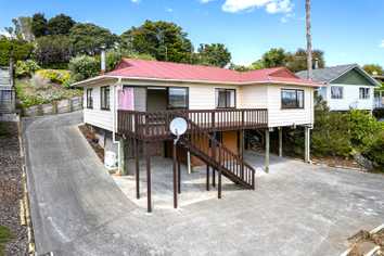 34 Raumati Crescent, Onerahi