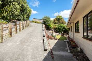 34 Raumati Crescent, Onerahi