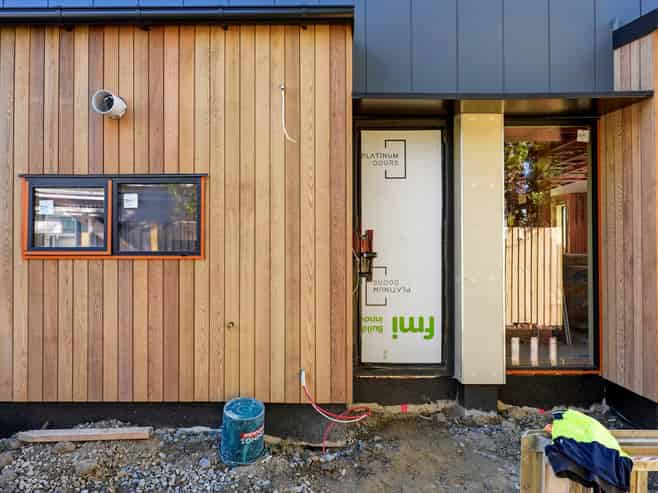 1-5/17 Courtenay Street, Saint Albans