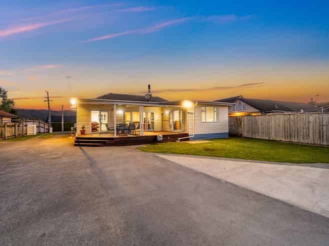 84 Shakespeare Avenue, Trentham