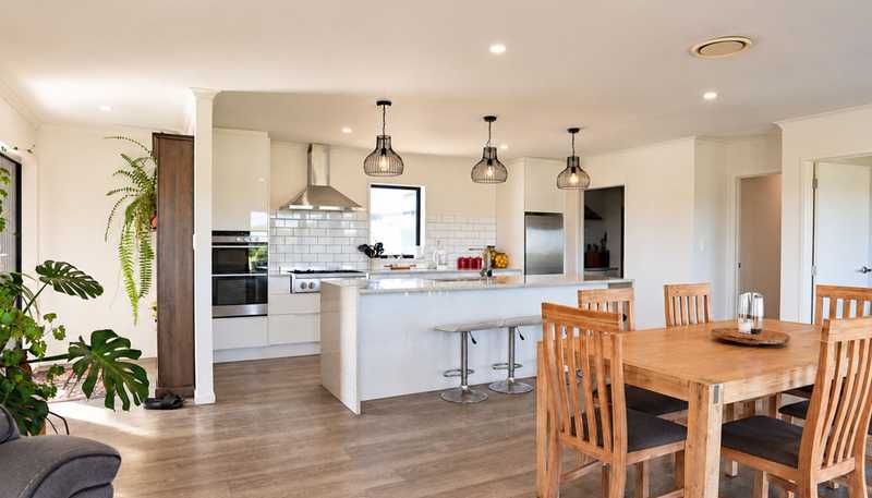 380 Churchill East Road, RANGIRIRI