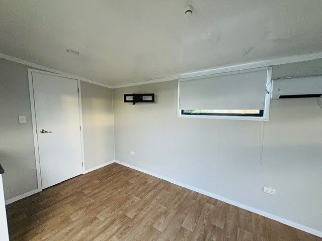 Modern Studio Living in a Peaceful Location 2