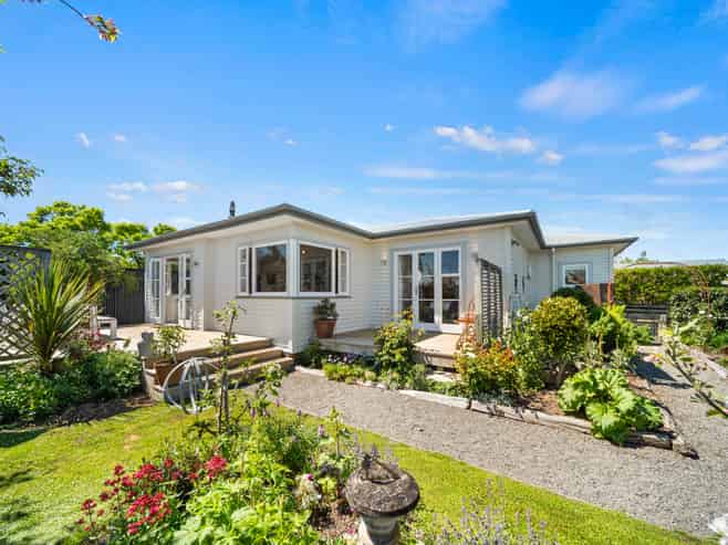 7a Esther Street, Martinborough