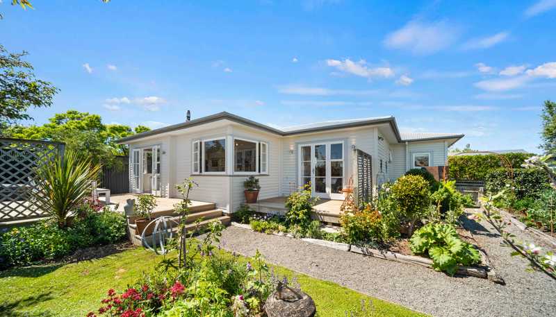 7a Esther Street, Martinborough