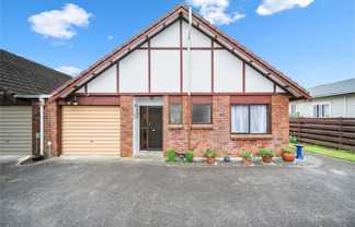 2/6 Chapel Street, Papakura