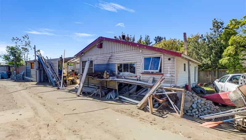 6 Kiwi Avenue, Waikuku Beach