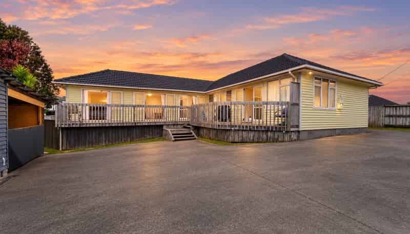 16 Fleming Street, Manurewa East