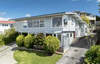 1/19 Martin Crescent, Northcote