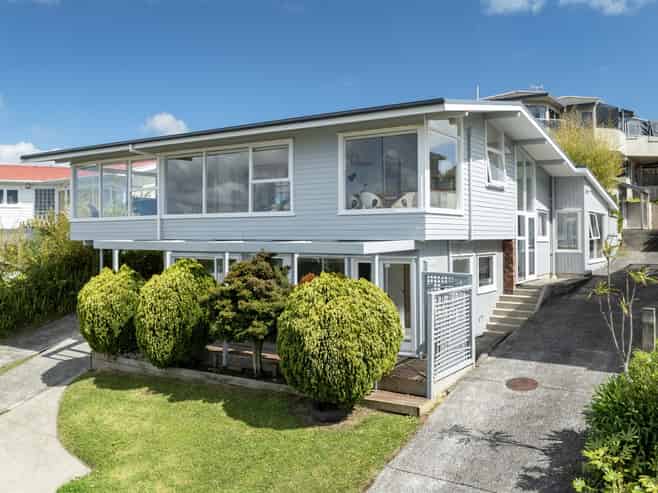 1/19 Martin Crescent, Northcote
