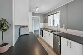 17A Norwich Place, Awapuni
